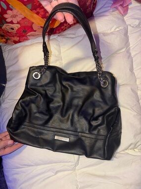 Black Leather Tote Handbag - Classic Everyday Carry